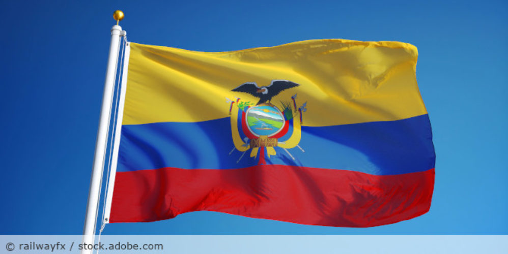 Ecuador_Flagge_AdobeStock_119924381
